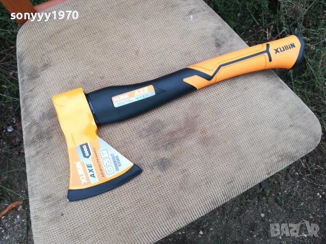 брадва с фибро дръжка-малка 0511251538