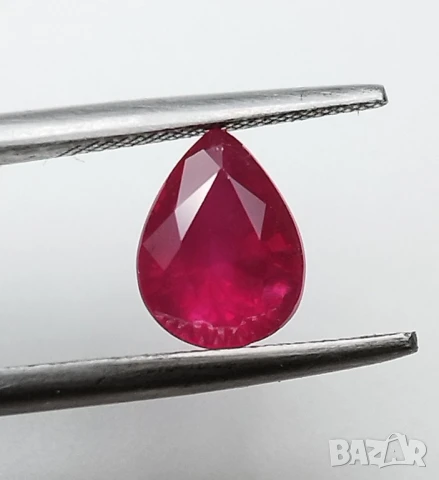Очарователен ненагряван рубин с красив цвят 1.29кт.! Сертификат! Нов!