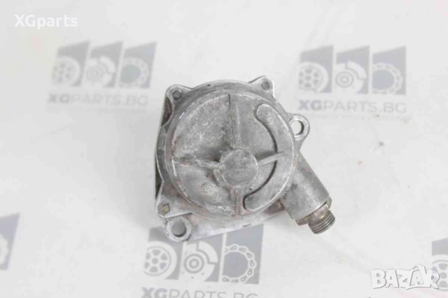  Вакуум помпа за Opel Ascona C 1.6D 54 к.с. (1981-1988), снимка 2 - Части - 51530995