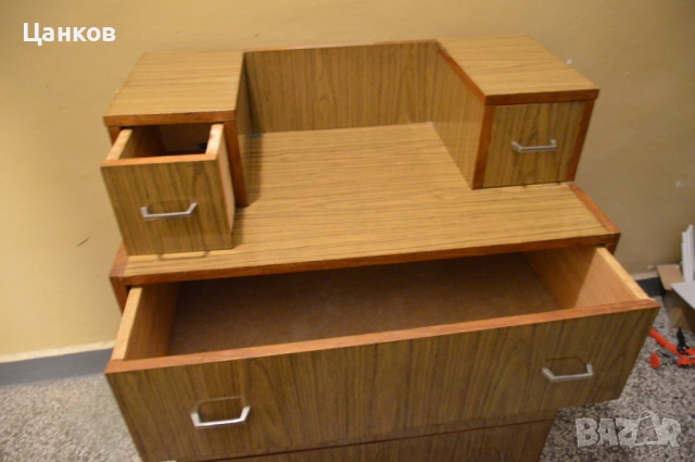 Подарявам скрин , снимка 3 - Скринове - 52893140