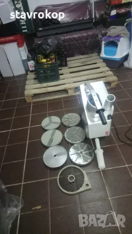 Зеленчукорезачка, снимка 3 - Обзавеждане на кухня - 48935923