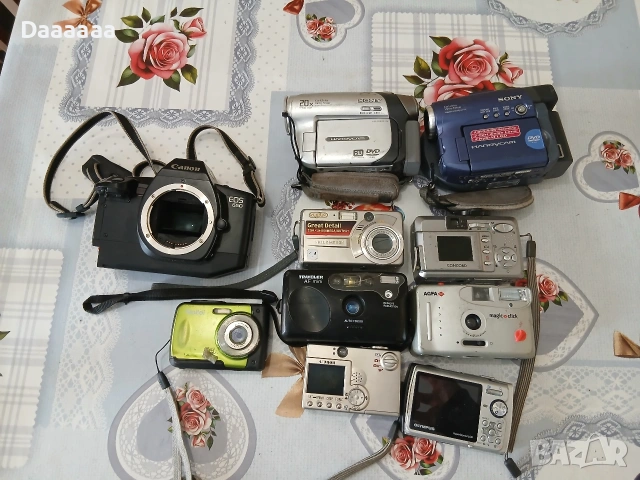 Фотоапарати , снимка 2 - Фотоапарати - 51922527