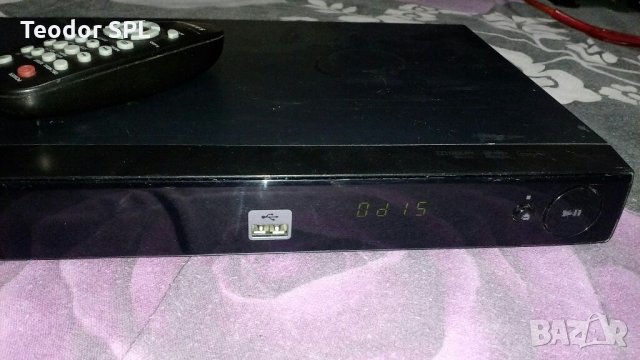 Samsung dvd player usb, снимка 3 - Плейъри, домашно кино, прожектори - 34906137