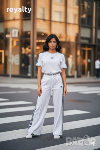 Adidas Бял Дамски Комплект 