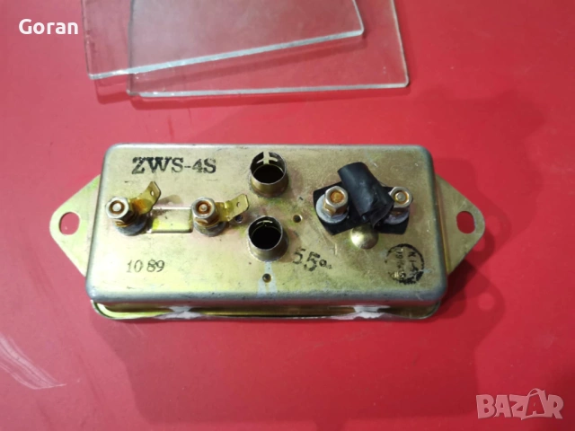 Гуми, мигачи и уреди за Варшава 223, снимка 4 - Части - 53013893