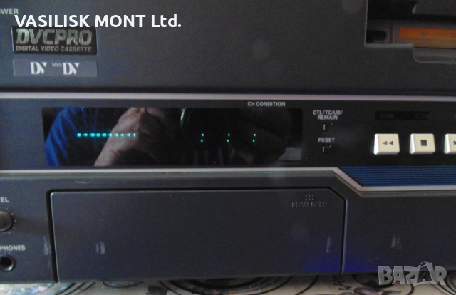 Видеорекордер Panasonic DVC pro AJ-D455, снимка 5 - Плейъри, домашно кино, прожектори - 53045615