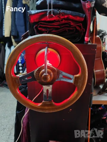 Страхотна стенна лампа - дървен волан, снимка 2 - Антикварни и старинни предмети - 49184353