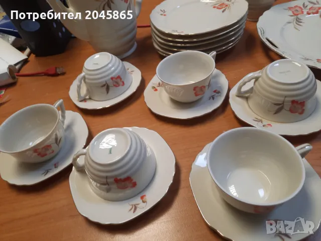 Продавам винтидж сервиз за кафе и торта, снимка 5 - Сервизи - 49272719