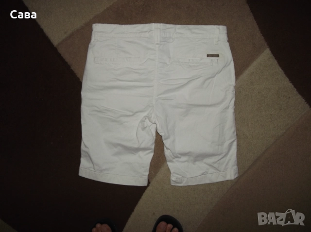 Къси панталони BALDESSARINI  мъжки,М, снимка 3 - Къси панталони - 51458334