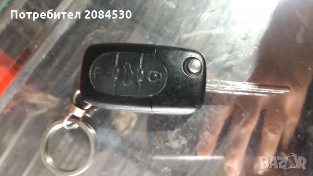 Ключ за Ауди А4, снимка 1 - Аксесоари и консумативи - 33025467