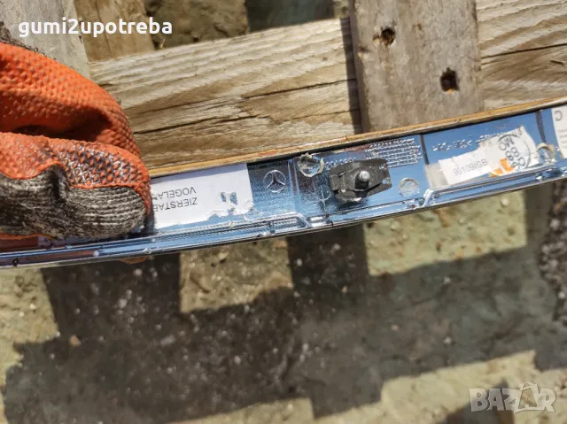 Декоративна Лайсна Арматурно Табло Mercedes E class W211 V6 Tmodel, снимка 7 - Части - 48576642