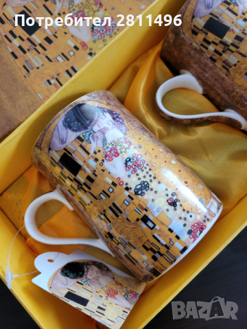Комплект порцеланови чаши за чай - "Целувката", снимка 1 - Сервизи - 44859696