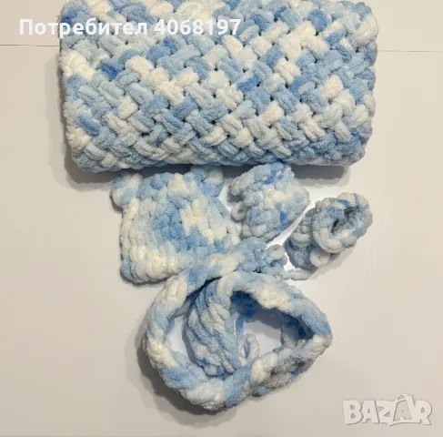 Ръчно плетено одеяло за бебе от мека и пухкава прежда, снимка 4 - Спално бельо и завивки - 47393834