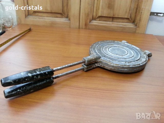 Преса калъп форма гофретник, снимка 2 - Антикварни и старинни предмети - 33569049