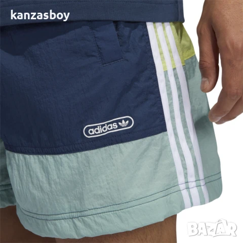 adidas Originals Woven - страхотни мъжки панталони М, снимка 2 - Спортни дрехи, екипи - 50951658