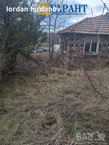 Продава парцел с къща с. Дивотино, снимка 5 - Парцели - 53466871