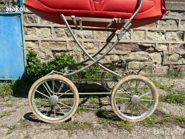 Ретро каляска СССР Бемби бебешка количка , снимка 4 - Други ценни предмети - 50044561