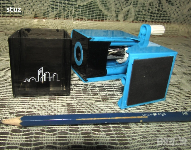 Ръчна острилка за моливи, снимка 7 - Други стоки за дома - 51988885