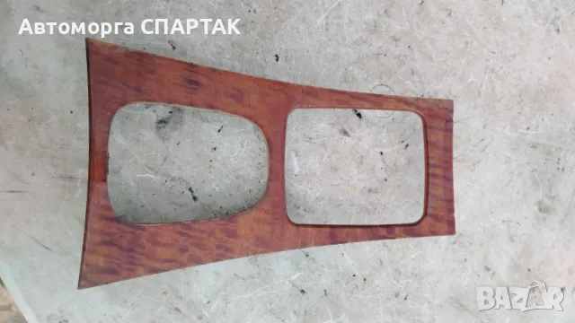 Лайсна около скоростен лост Mercedes-Benz C-CLASS 203 (W/S/CL) 2000-2007 MB070322N-157