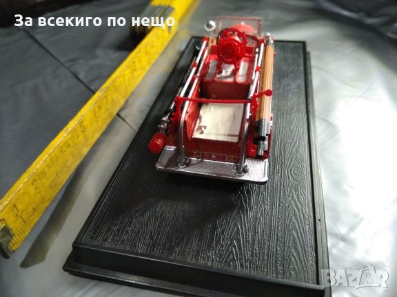 Колекционерски, пожарникарски камиони и коли различни народности и години, снимка 4 - Колекции - 27366624