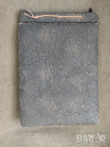 Продавам албум "Първи димитровски випуск 1946, снимка 2 - Антикварни и старинни предмети - 40573388