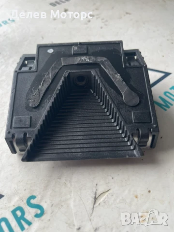 Камера за предно стъкло 95895-F1000 от Kia Sportage 2.0 CRDI, engine D4HA, gearbox JMJQA4, 185 ph., снимка 2 - Части - 51212999