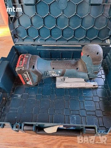 зеге на батерии бош , снимка 3 - Други инструменти - 51372047