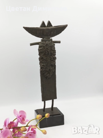 Авторска бронзова статуя на мраморна основа , снимка 10 - Антикварни и старинни предмети - 51953821