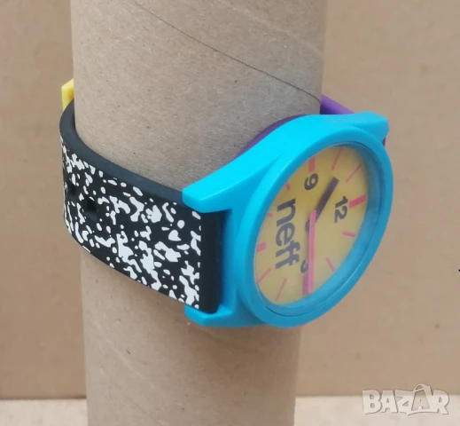 Neff Brodie супер фънки слънчеви очила три плаки и часовник Neff Daily, снимка 13 - Слънчеви и диоптрични очила - 51132558