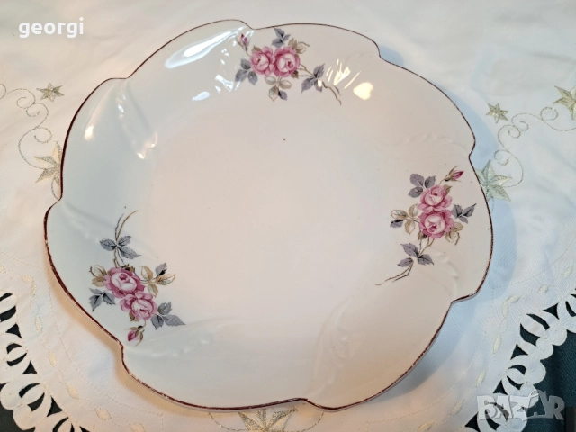 българско порцеланово плато с рози 28/3
