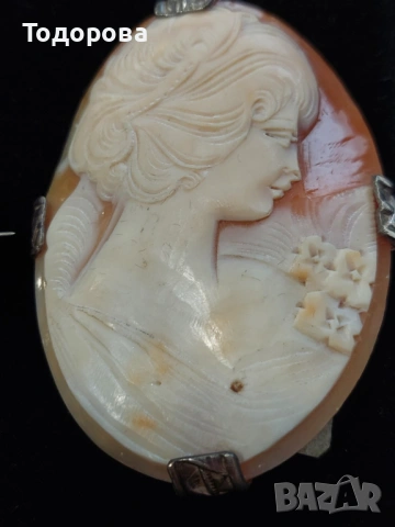 Антикварни Брошки,медальони,камеи,сребро,позлата/цени от 80 до 300 евро, снимка 10 - Колекции - 53485021