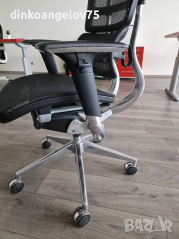 Ергономичен стол