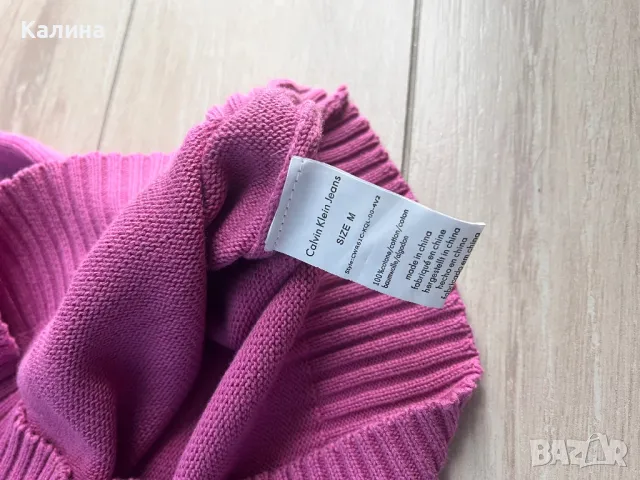 ЧИСТО НОВ Топ Calvin Klein Jeans, снимка 5 - Корсети, бюстиета, топове - 49972769