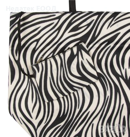 Плажна чанта с несесер, Черно-бяла, 59x40x22см., снимка 2 - Чанти - 50651131