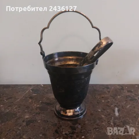 Съд за сервиране на лед