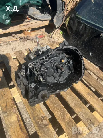 Ръчна скоростна кутия Рено Клио2 1.9д 65коня, снимка 2 - Части - 50131218