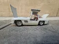 Mercedes Banz 300SL Burago Italy 1:18 метален ретро модел, снимка 10