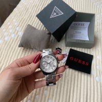 Часовник Guess - оригинален, снимка 6 - Дамски - 43711444