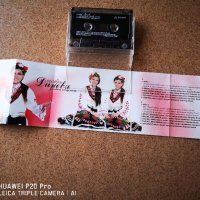 Сестри Диневи "Залюбили малки моми", Албум, 2008, Payner , снимка 4 - Аудио касети - 33113438