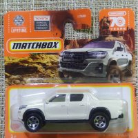 Matchbox 2018 Toyota Hilux, снимка 1 - Колекции - 43147404