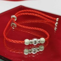 Дамска гривна от 925 сребърни елементи и червена корда, снимка 5 - Гривни - 28024763