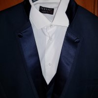 Модерен и стилен син мъжки костюм + елече +  риза + папийонка , снимка 6 - Костюми - 28972947