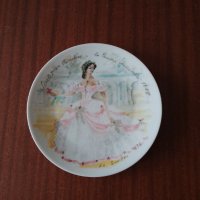 Порцелан Limoges,  Скарлет, френска, колекционерска порцеланова чиния, снимка 1 - Други ценни предмети - 40216572