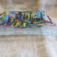Стъклен дизайнерски съдсъд от цветно релефно  стъкло, снимка 2 - Антикварни и старинни предмети - 44911552