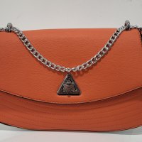 Maлка дамска чанта в оранжев цвят, снимка 1 - Чанти - 43478282