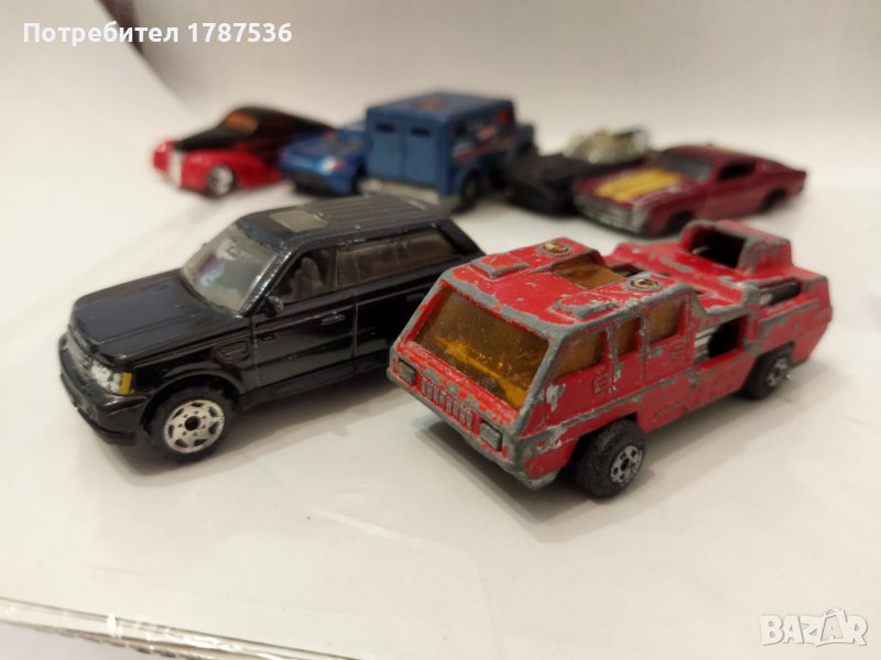 Малки колички hot wheels и мачбокс ,състояние видимо ,зелен хот 6 лв,пожарна мачбокс 5 лв, форд тори, снимка 1