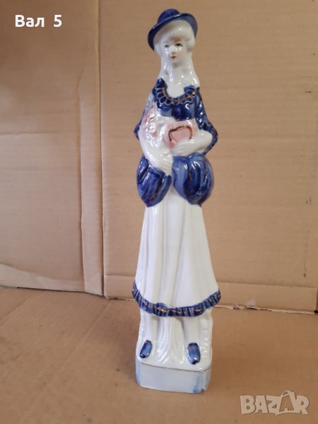 Стара голяма порцеланова фигура , статуетка . Порцелан, снимка 1