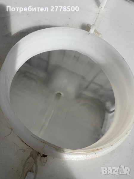 ЧИСТИ БИДОНИ 1000 л., снимка 1