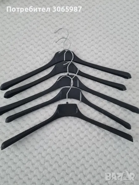 Пласмасови закачалки за дрехи с широко рамо, снимка 1