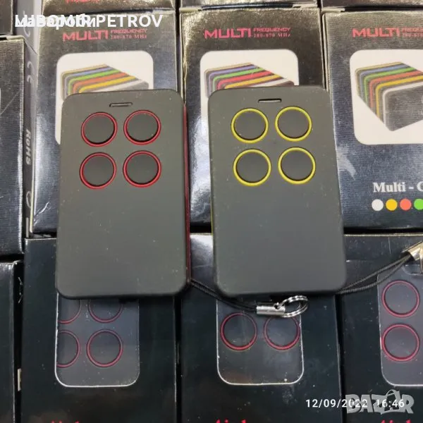 Универсално обучаемо и копиращо дистанционно за гаражна врата, бариери, снимка 1